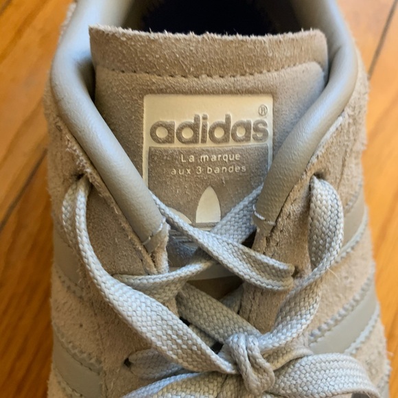 Adidas leather la marque aux 3 bandes - Picture 2 of 2